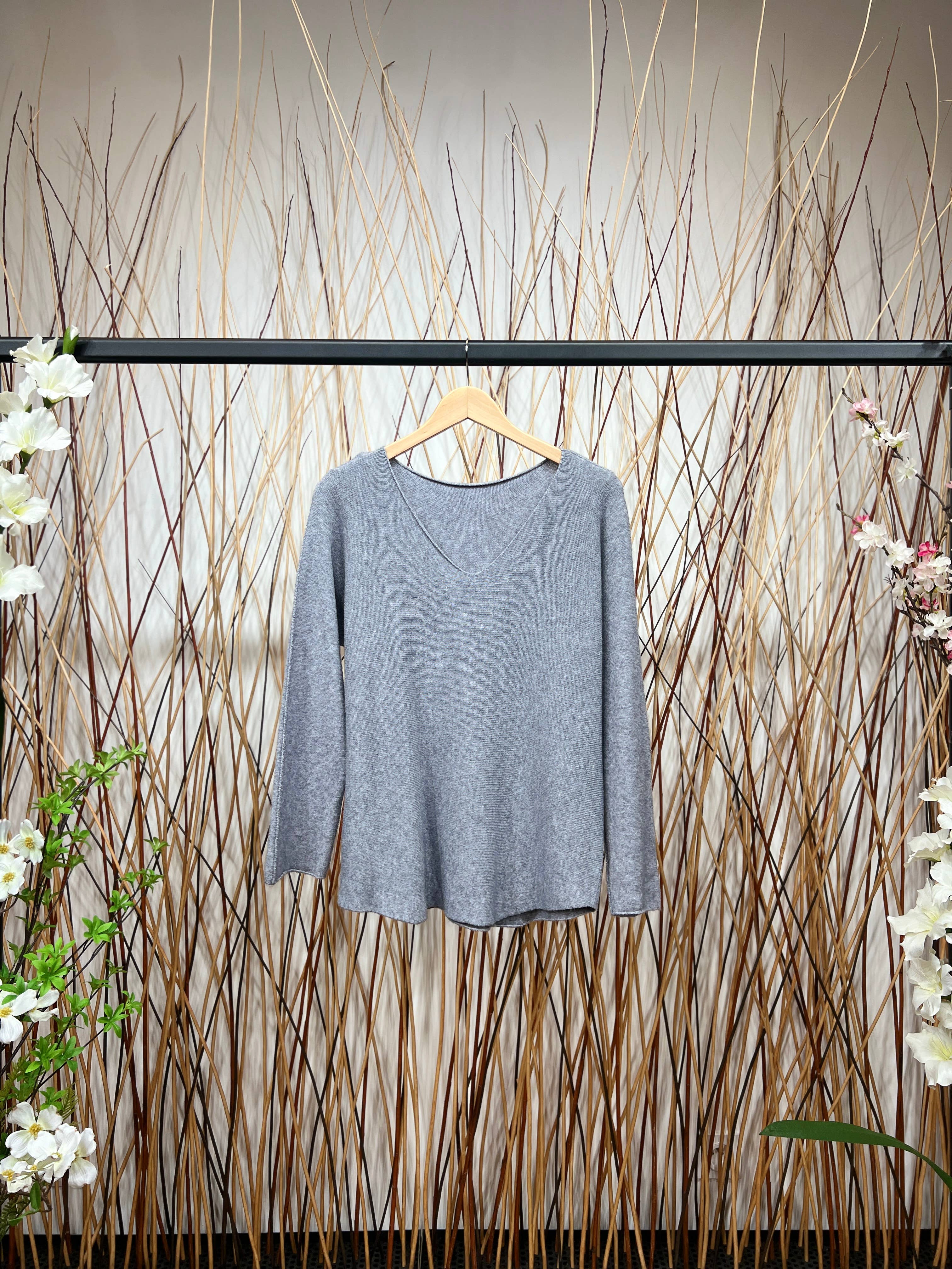 L'Emotion – Pulôver - Mulher por atacado – Camisola de Malha Manga Comprida Decote em V Viscose4