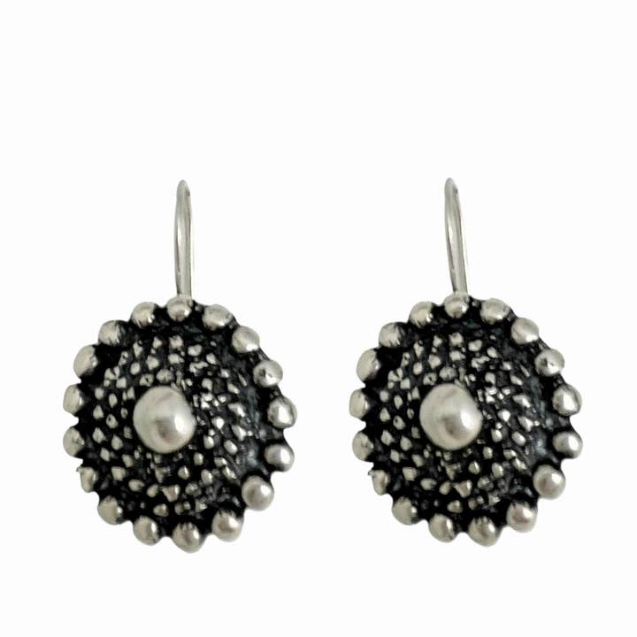Charro earring in plated silver. Hook closure for wholesale by Gloria Mago