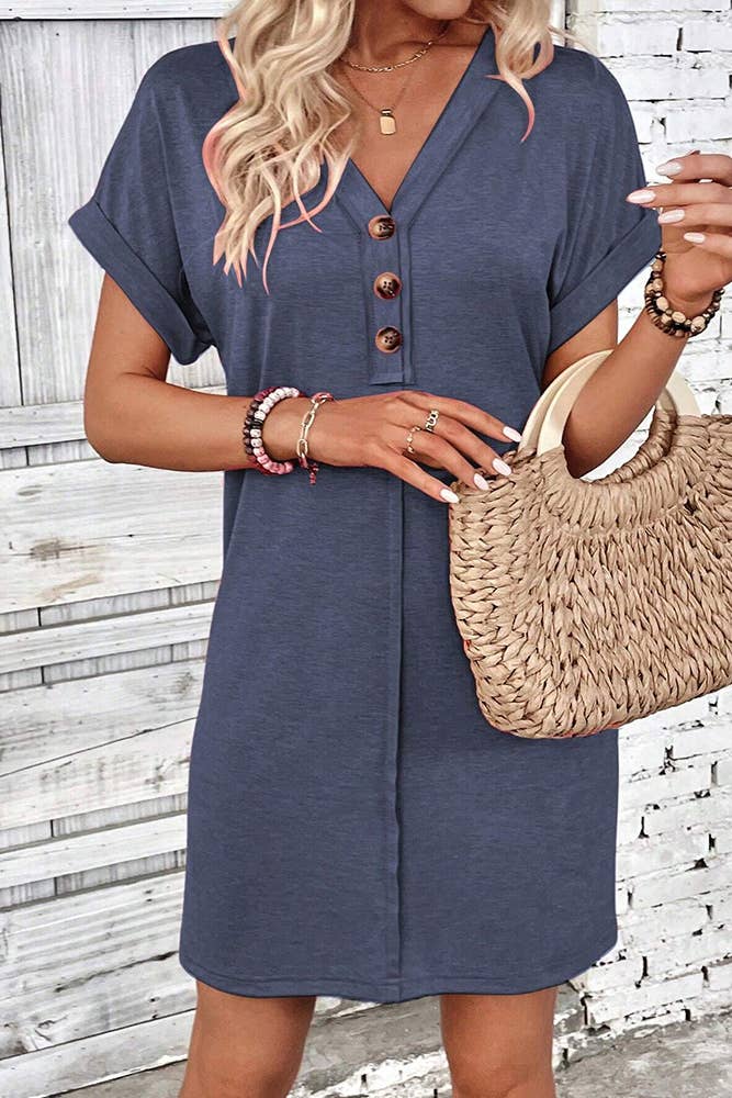 UNISHE - Wholesale Dress – Women's - Plain V Neck Buttoned Exposed Seam T-Shirt Dress AXR0951