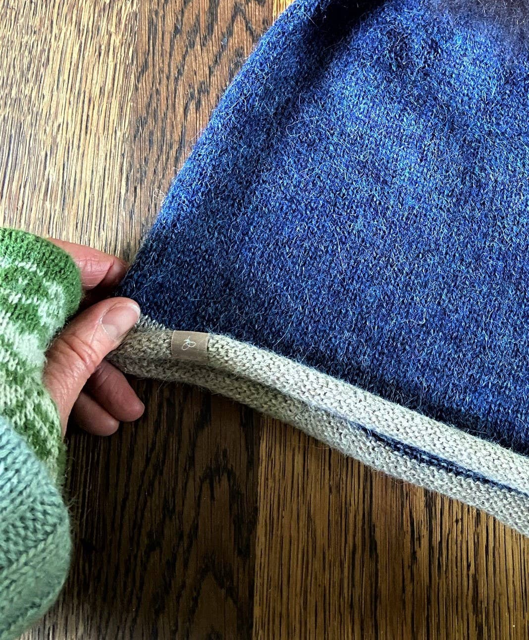 Samantha Holmes Alpaca Clothing and Gifts - Vendita all'ingrosso Berretto - Unisex - Berretto in maglia jersey 100% alpaca4