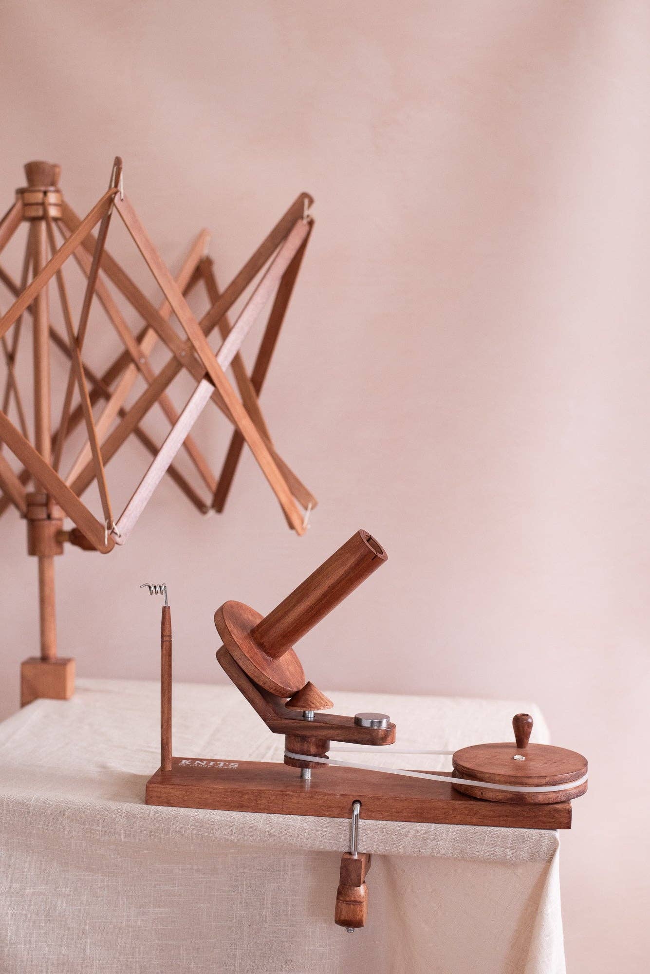 KNITS by ce AB - Wholesale Knitting/Crochet Supplies - Garnvinda7