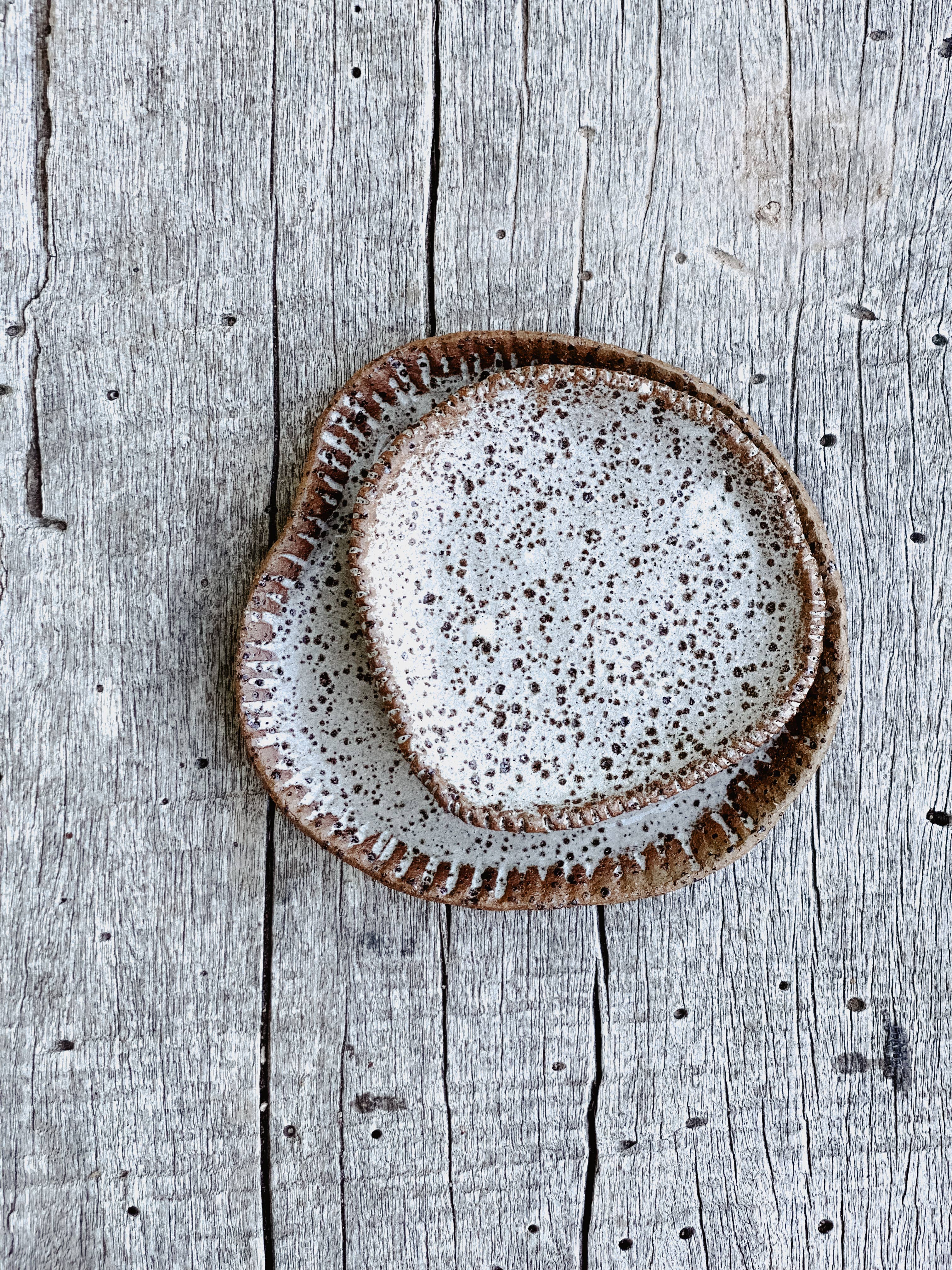 River Ceramics - Wholesale Serving plate - White Speckle Serving Plates - Hand Carved Pattern4