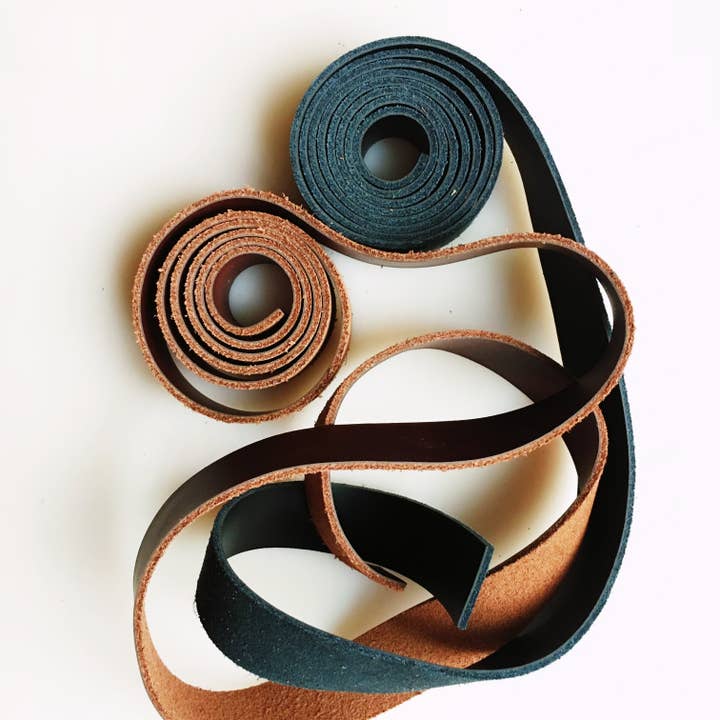 Sew Hungryhippie LLC - Wholesale Craft Supplies - Leather Strap 3/4" black5