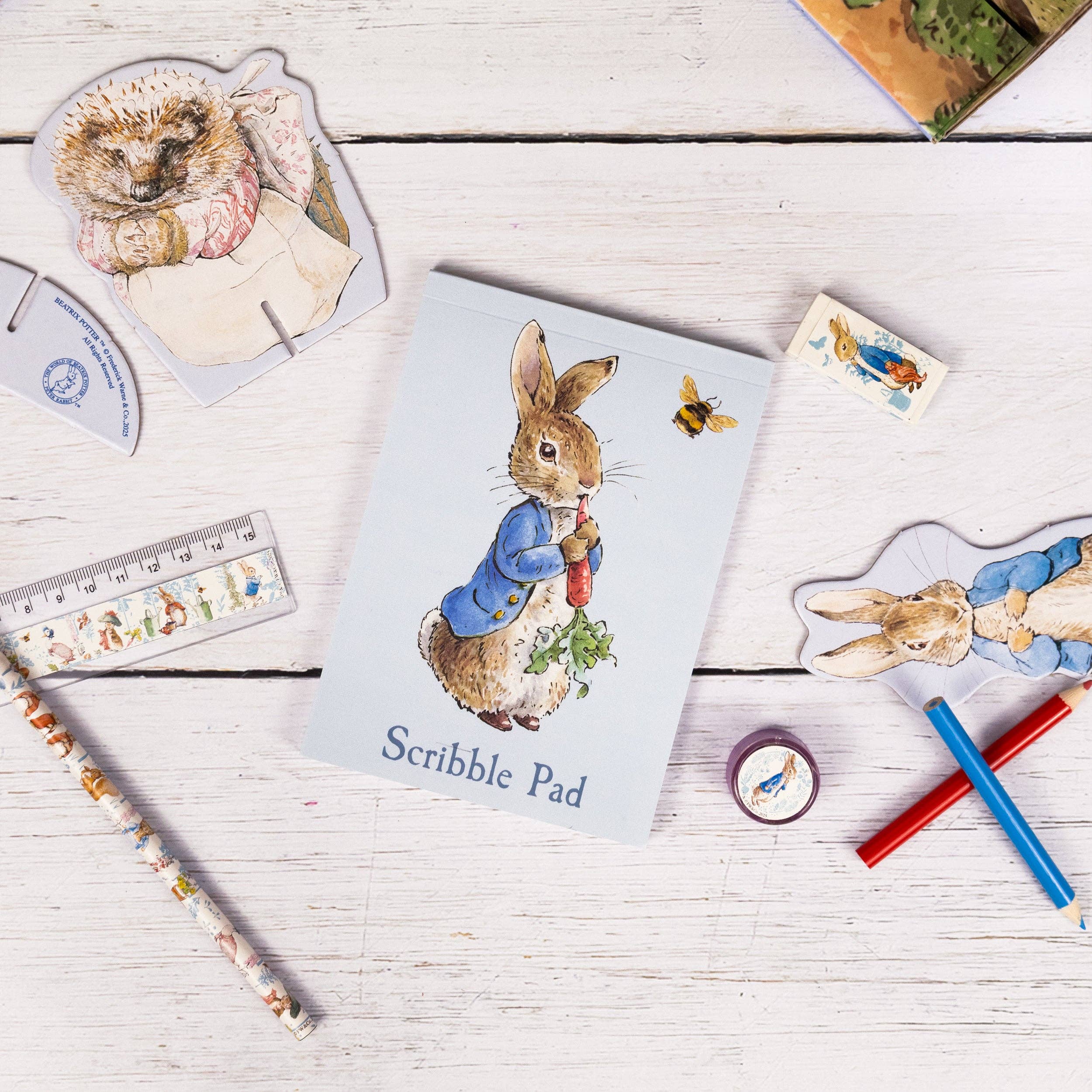 Robert Frederick Ltd – wholesale Art set – Child & baby – Peter Rabbit Make & Play Set – Creative Activity Kit with Play Scene5