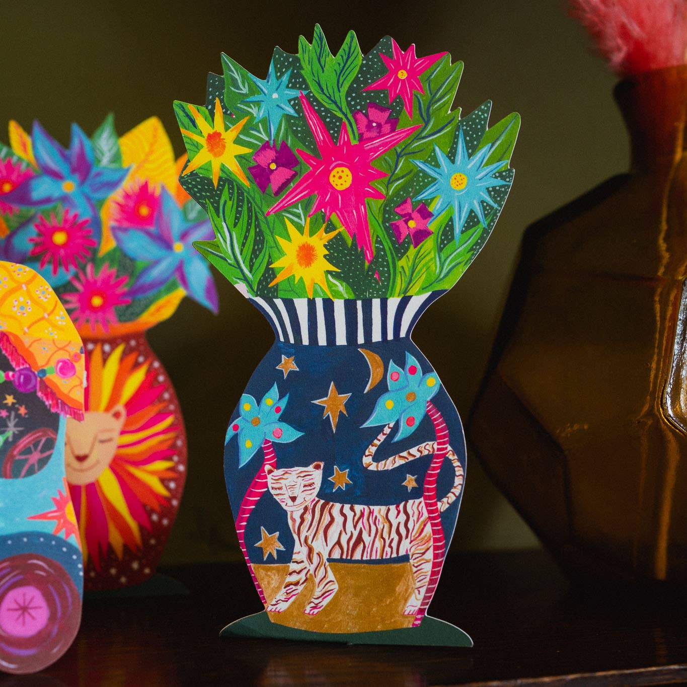 Hutch Cassidy - Vendita all'ingrosso Biglietti di auguri generici - Biglietto d'auguri con vaso pop-up magico a tigre2