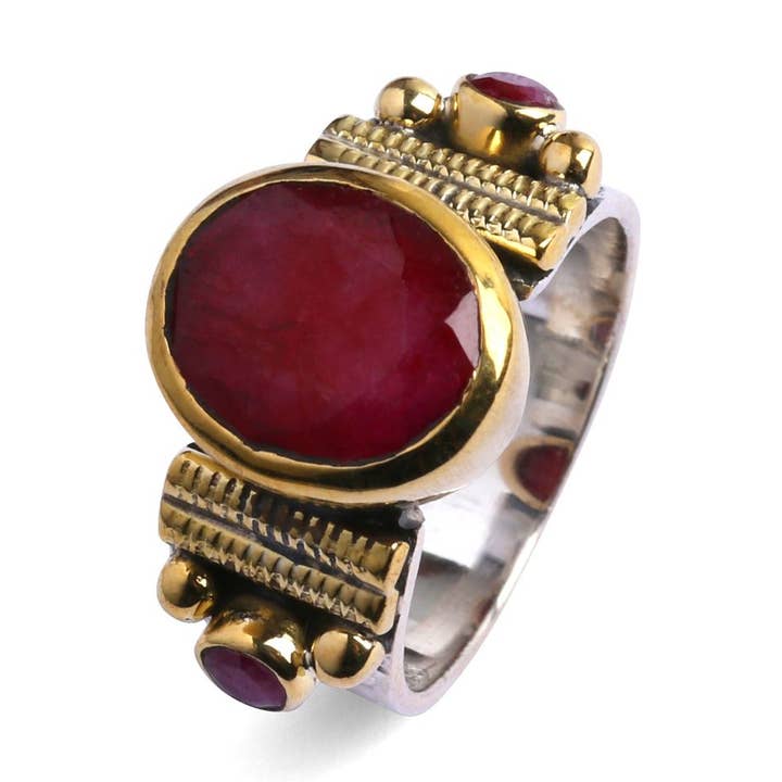 Lison ring for wholesale by Guiot De Bourg