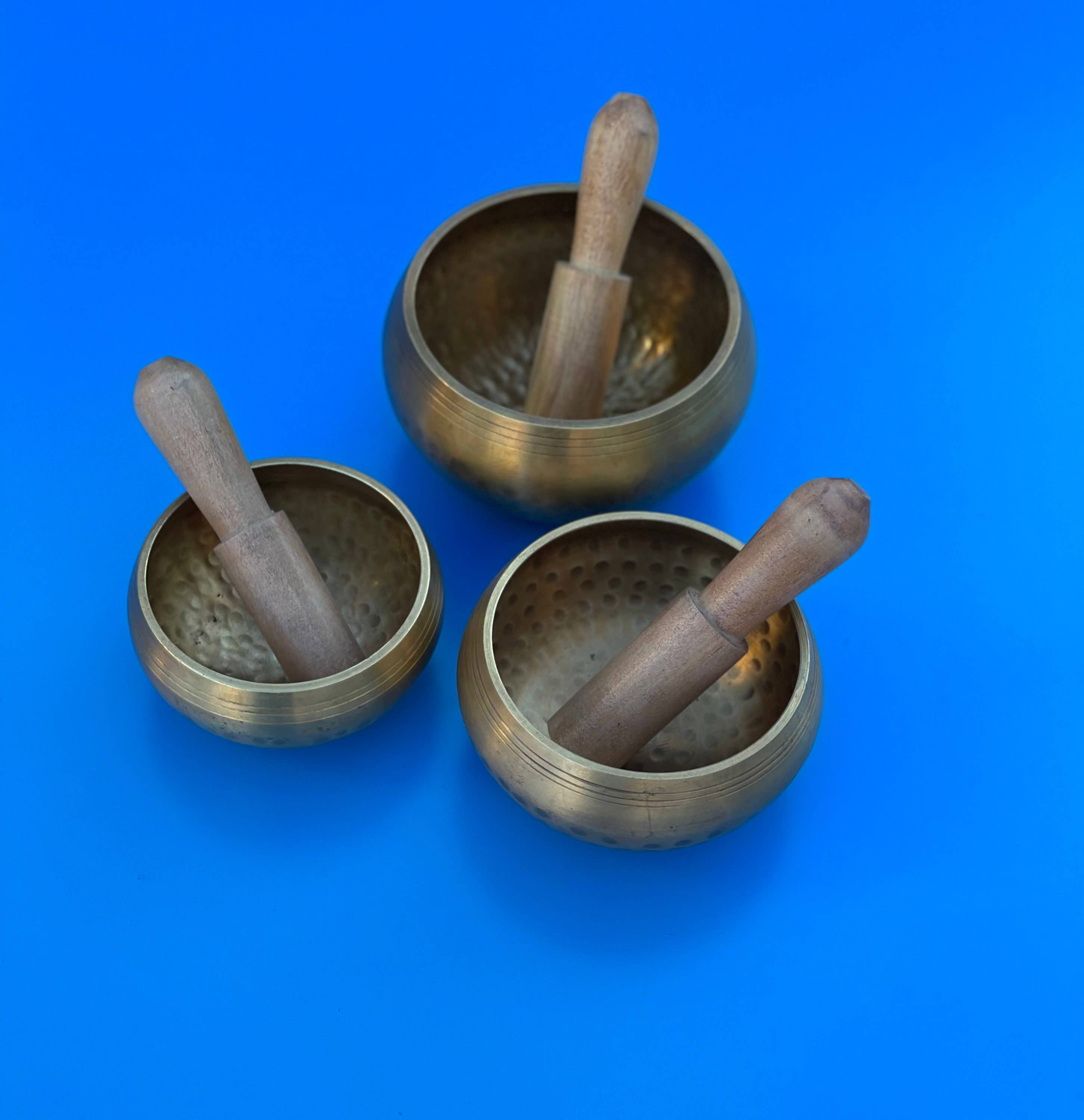 Like International – wholesale Meditation supplies – Singing Bowl Set of 3 for Meditation and Mindfulness8