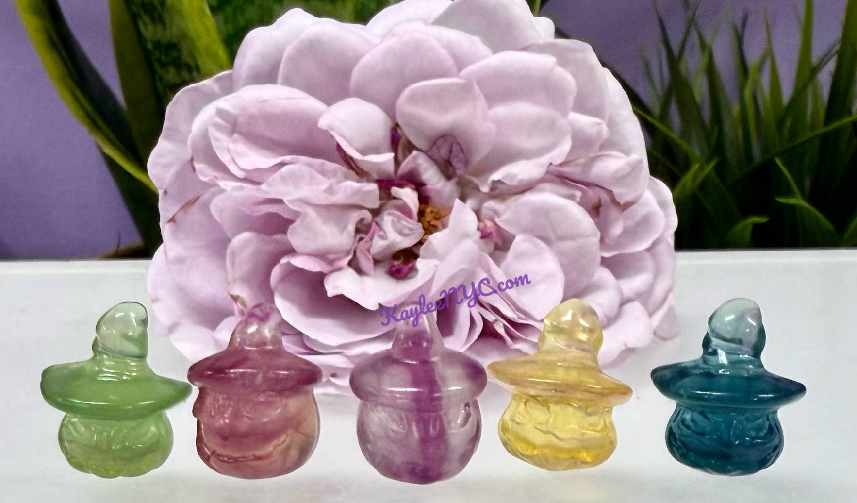 KayleeNYC – Großhandel Spiritueller Stein/Kristall – Mini Bonbon Fluorit Halloween-Schnitzereien Kristall5