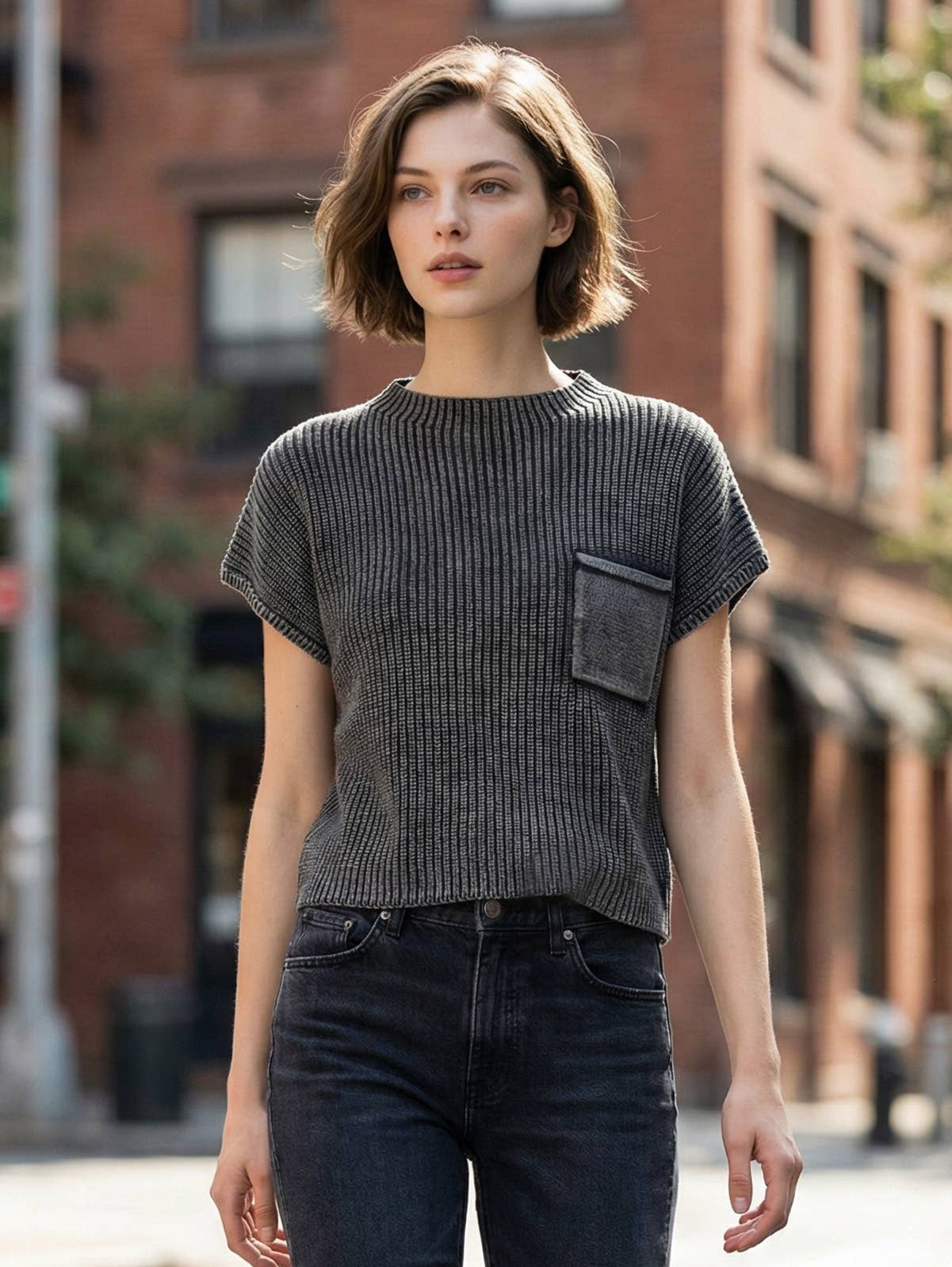 42POPS - Vente Pull en maille – femme - Pull à manches courtes et col montant lavé.