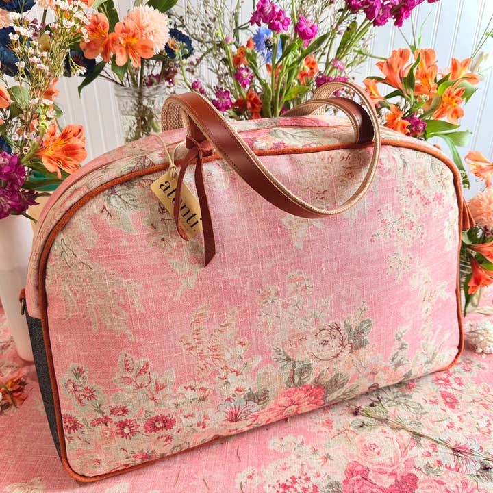 Atenti - Wholesale Weekender Bag - Women's - Handmade Atenti Rosewood Overnighter Weekender– USA Made5