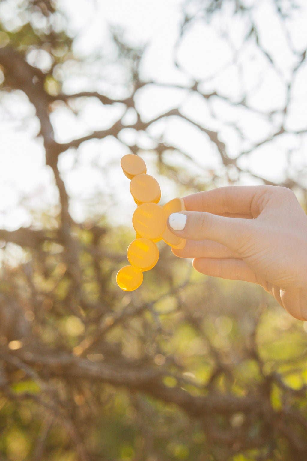 Shop Andi - Wholesale Hair Clip - Women's - Circles Claw Clip23