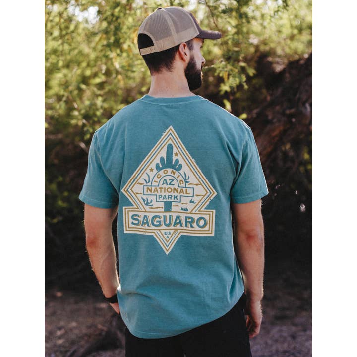 Iconic Arizona - Wholesale Screen Printed T-Shirt - Unisex - Saguaro NP Unisex Tee1