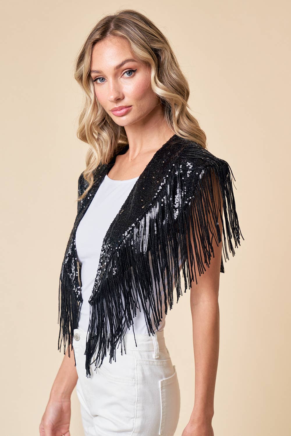 Saints & Hearts – Engroshandel Vest - Dame – SIJ5270A SORT FERIE FRYNSEDE PAILLETTER TRÆK/SJAL3