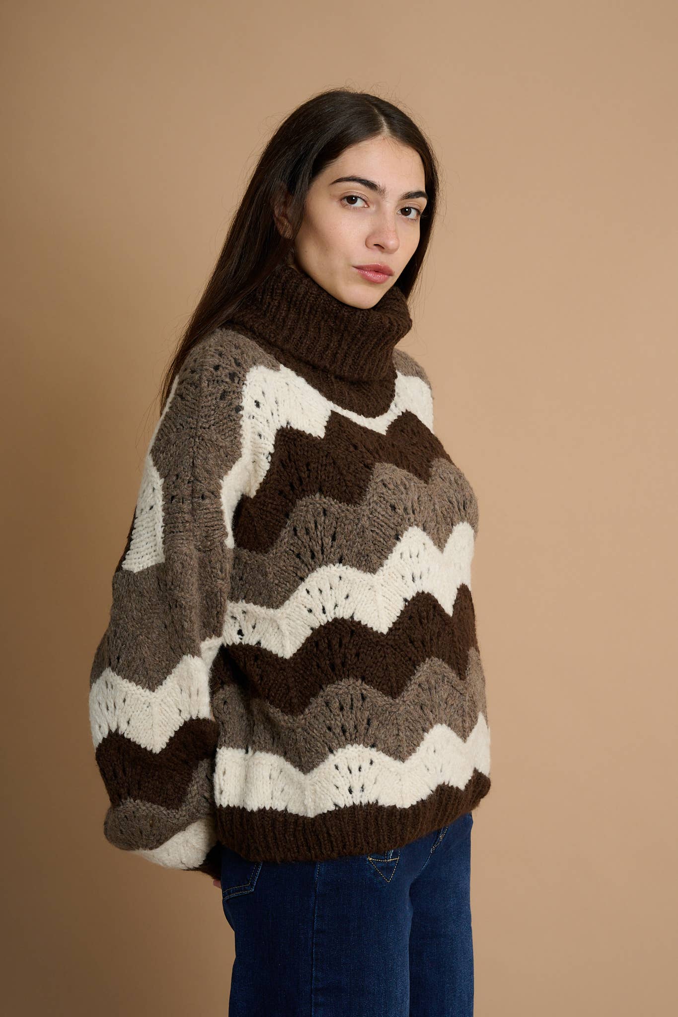AMELÉ - Wholesale Knit Sweater - Women's - Multicolored zigzag chunky knit turtleneck sweater5