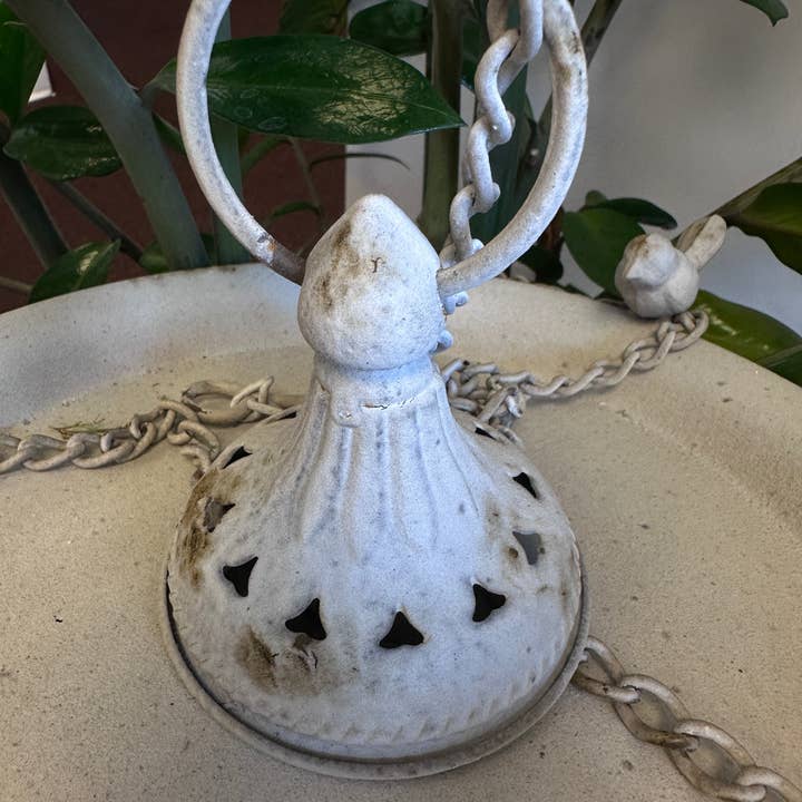 Vagabond Vintage - Wholesale Bird feeder - Distressed White Hanging Bird Feeder3