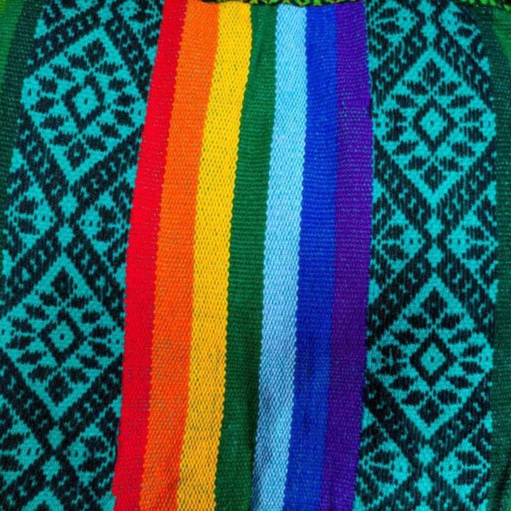 MODA LATINA - Wholesale Poncho - Dames - Peruaanse poncho met rode en regenboogstrepen, rustieke poncho, Peru