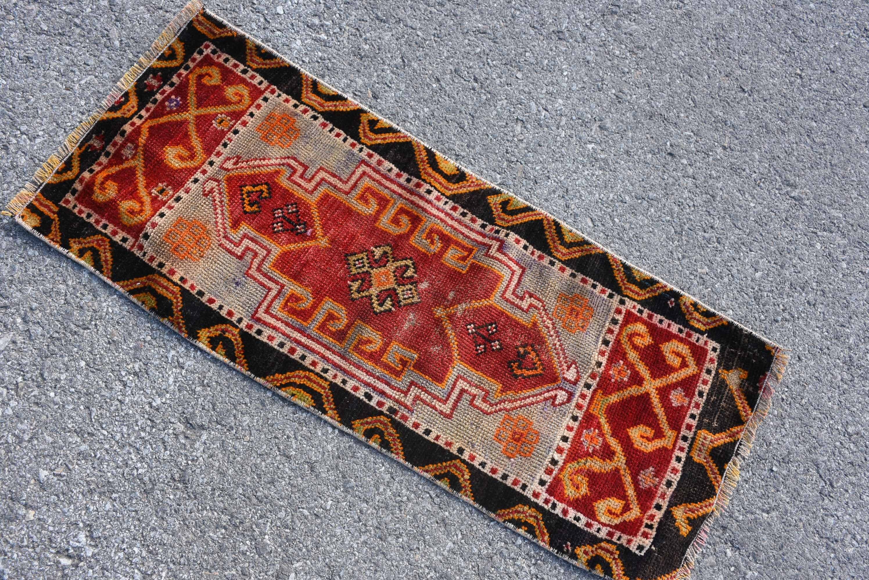 Vintage Rugs Loom - Vendita all'ingrosso Tappetini da bagno - Tappeto Patchwork Kilim Rosso Fatto a Mano, Tappeto di 1,3x3,1 Piedi Quadrati3