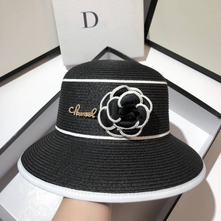 PEACH ACCESSORIES - Wholesale Straw Hat - Women's - Straw Hat with Camellia Detail WA2052