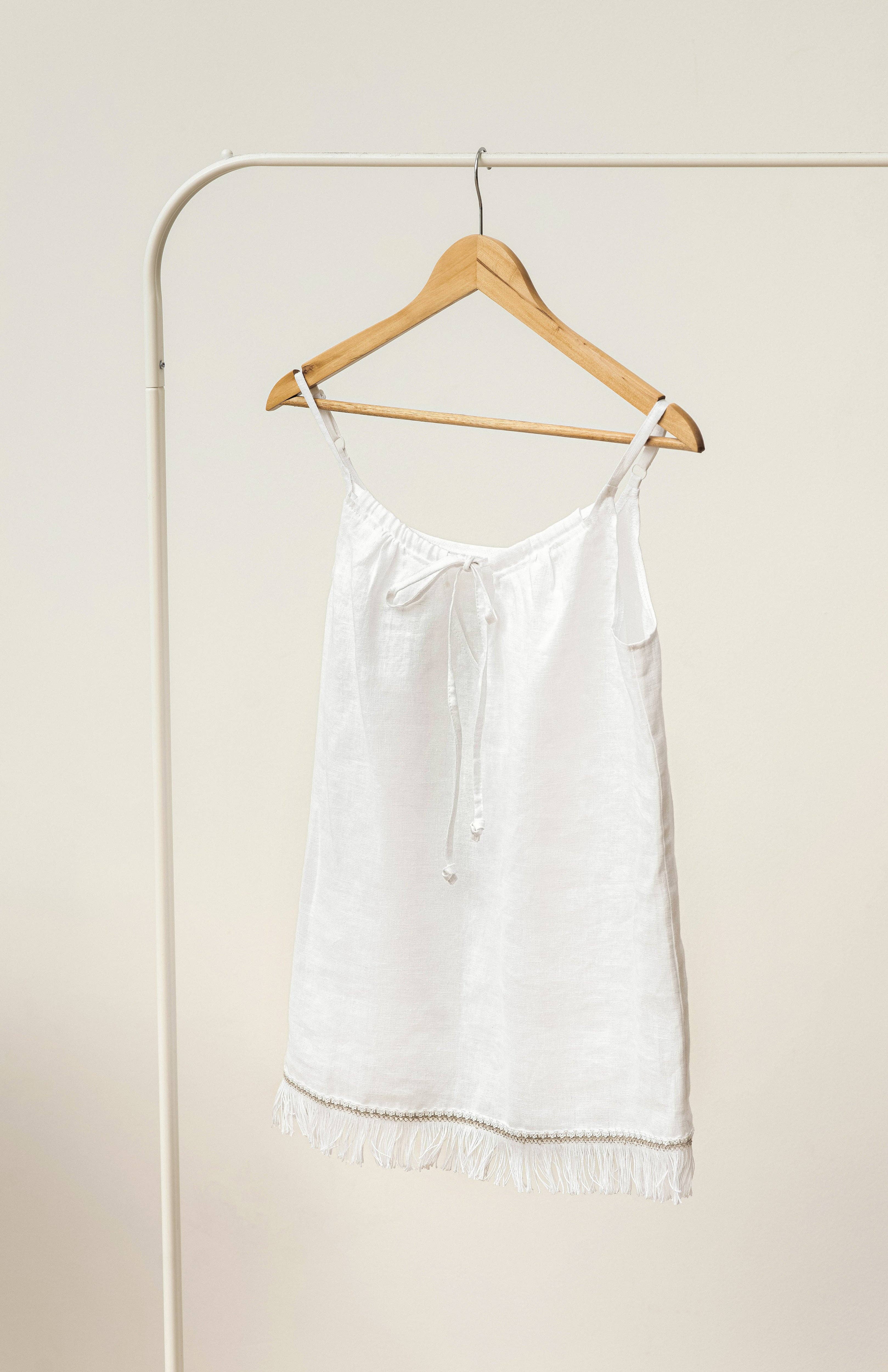 LinenQ – wholesale Sleepwear set – Women's – Linen pajama set with fringe 5