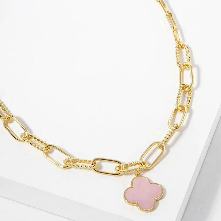 Wild Honey - Wholesale Pendant/Charm Necklace - 18K Gold Dipped Quatrefoil Pendant Link Chain Necklace