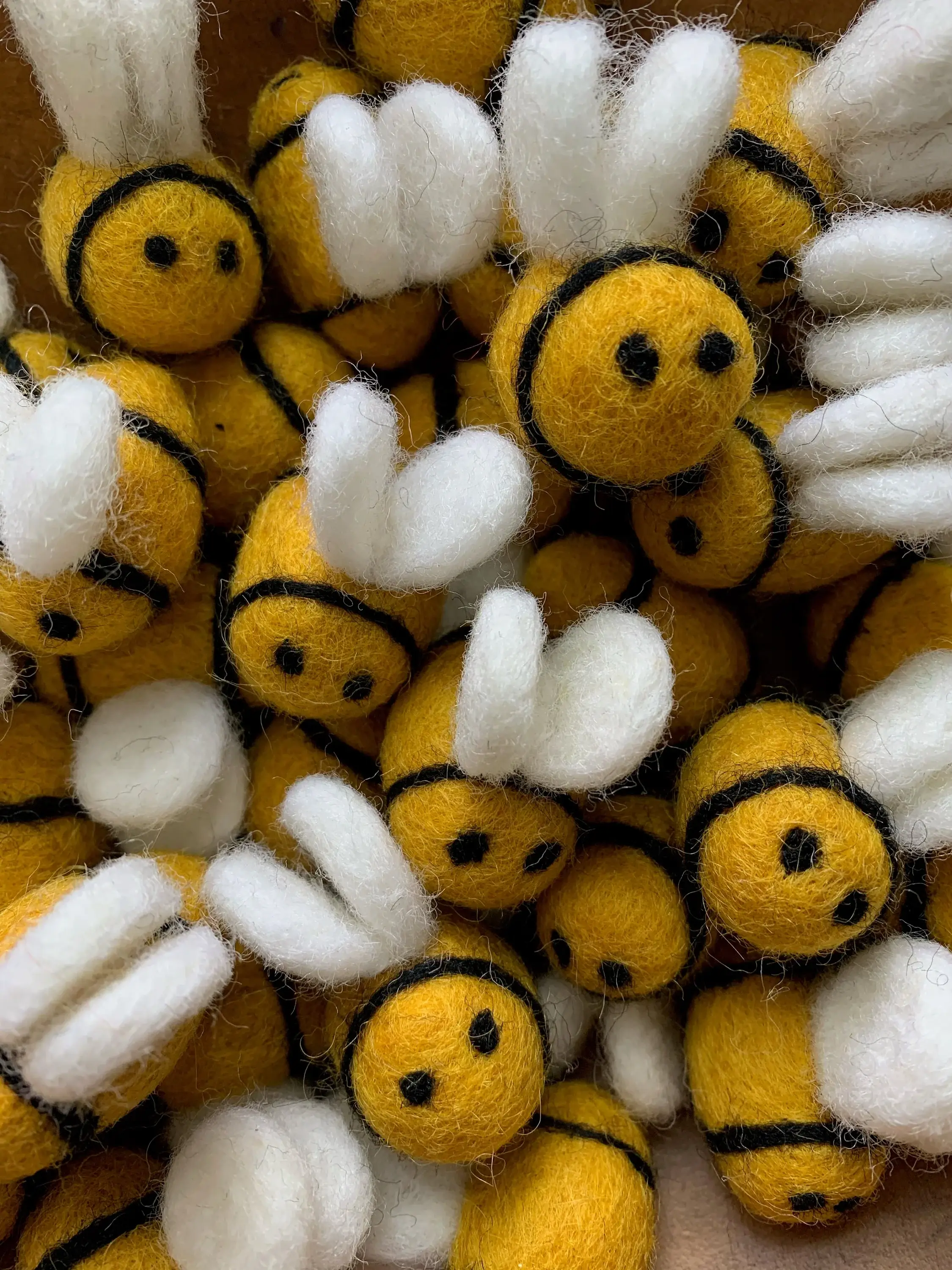 Sewing Seeds Play - Wholesale Decorative Tabletop Object - Set Of Ten Felt Bumble Bees / Honey Bees2