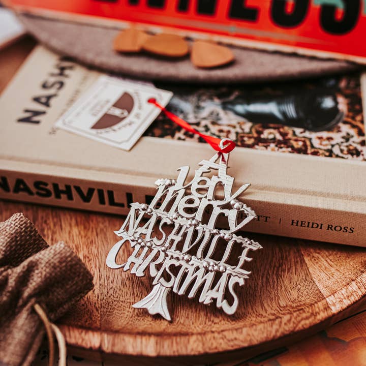 House of Morgan Pewter - Vendita all'ingrosso Decorazione - Un Ornamento di Natale Molto Allegro - Stati e Città23