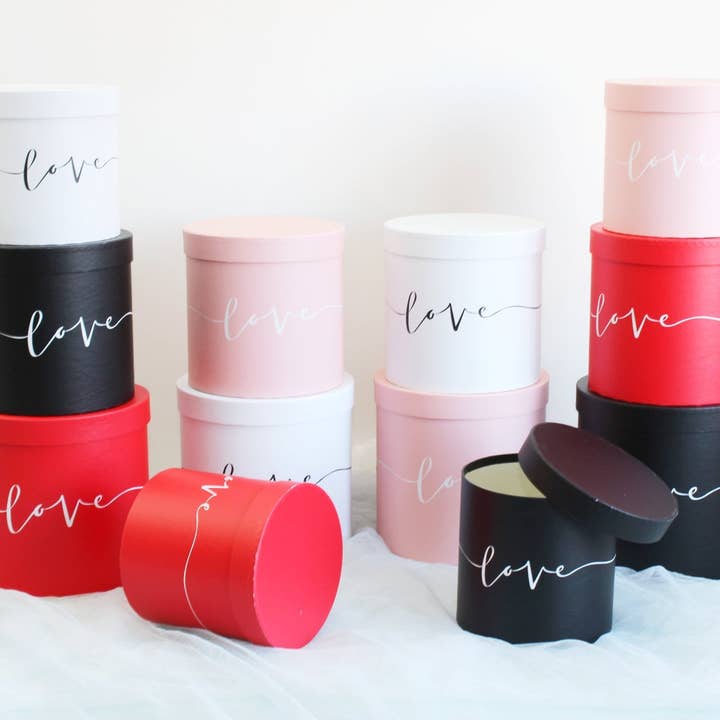 Elegant Design Supply - Vendita all'ingrosso Confezioni regalo - Scatola rotonda per fiori a forma di cappello con motivo Love14