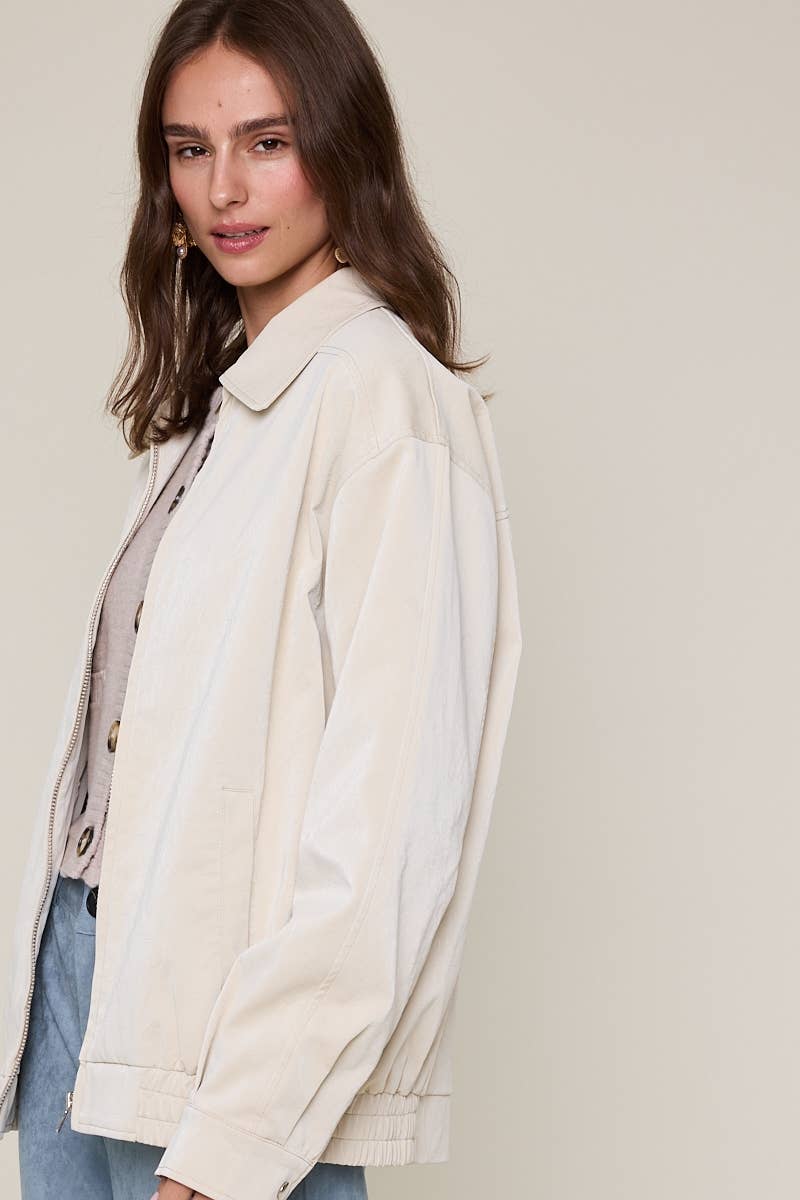Sky to Moon - Vente Veste en cuir – femme - VESTE OVERSIZE À COL EN SIMILICUIR AVEC DÉTAILS POINTUS10