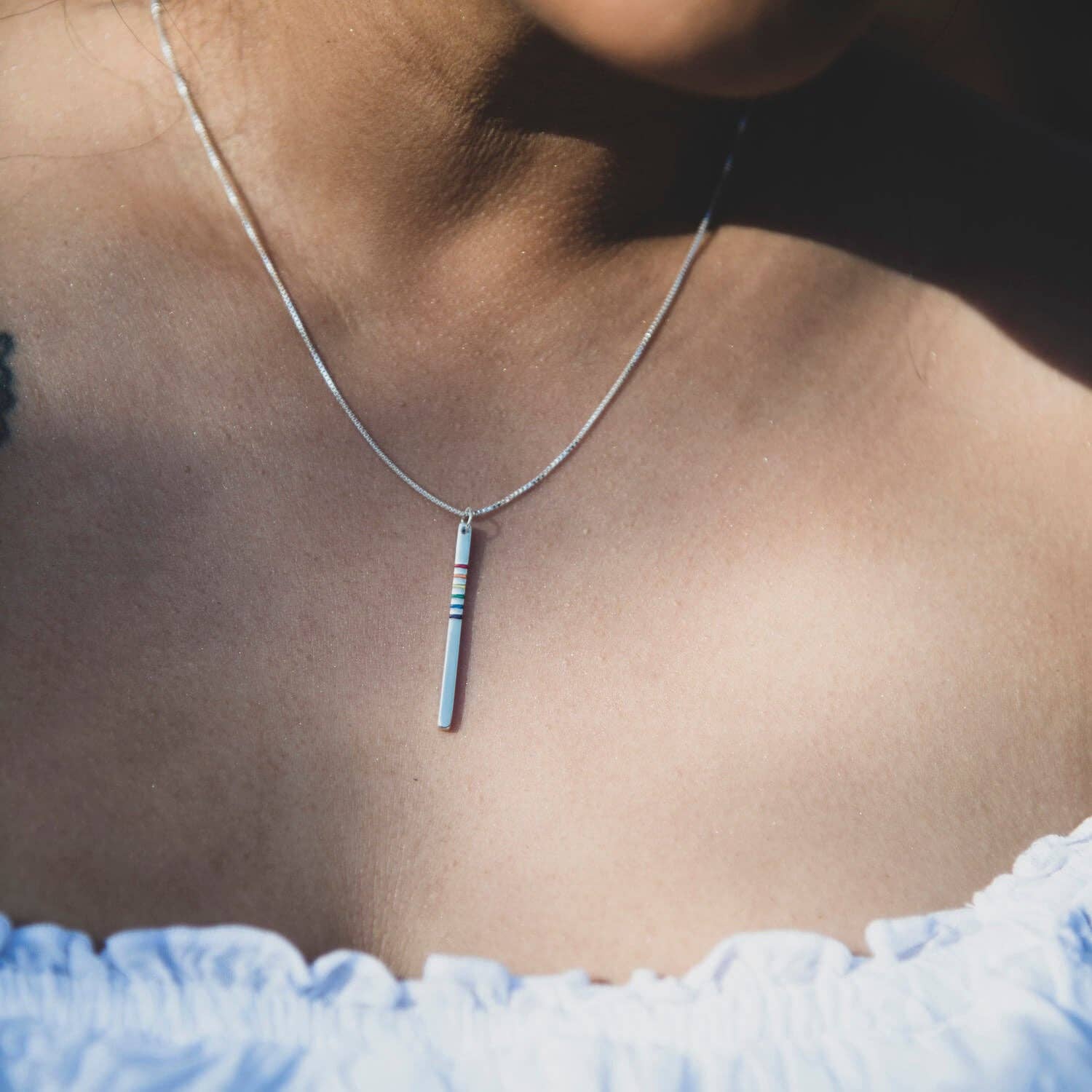 T.Skies Jewelry - Vente Colliers à pendentif - Collier Spirit : Rainbow Drop1