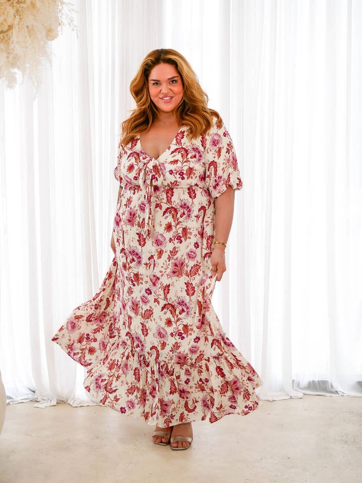 Tara Maxi Kjole i Hvid Bordeaux for engroshandel hos Dani Marie