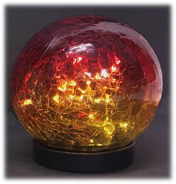 Will's Company - Wholesale Outdoor/Lawn Light - Solar Crackled Glass Globe Ball Light, Set of 2 in 3 colors2