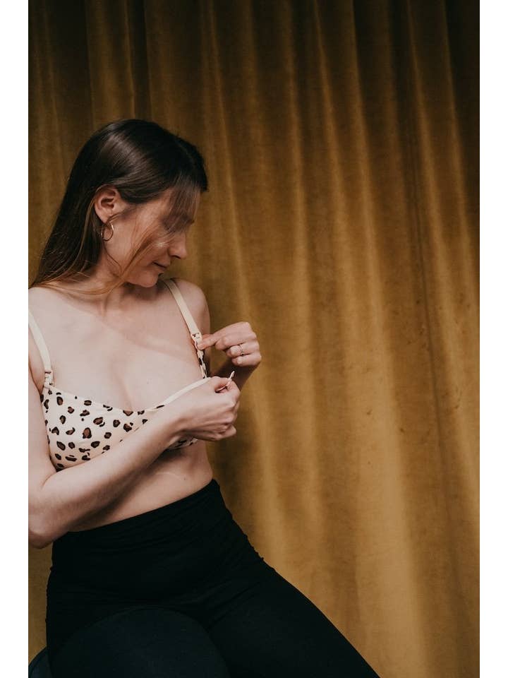 Graou Nursing Bra - Leopard in Organic Cotton - Mumderwear for wholesale on Faire3