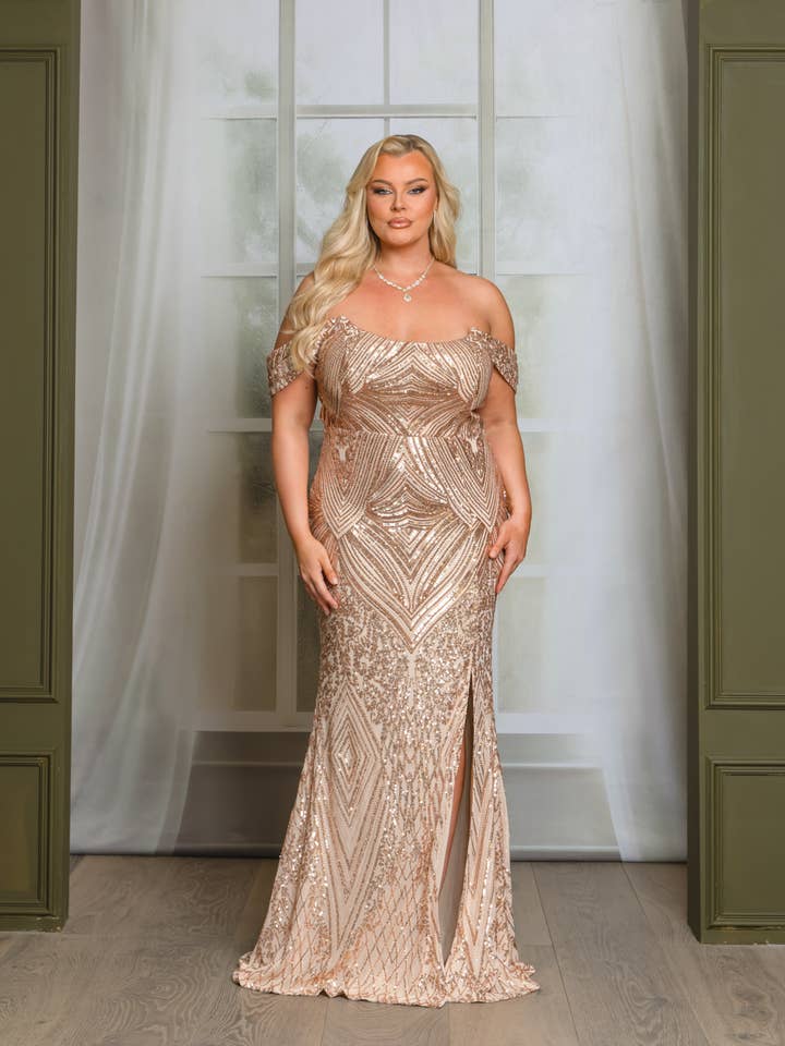 Robe maxi à sequins avec corset grande taille P9581P3. pour la vente par RICARICA INC.