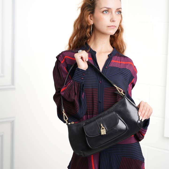 Bessie London - Wholesale Shoulder Bag - Women's - CLASSIC BESSIE BAGUETTE BAG8