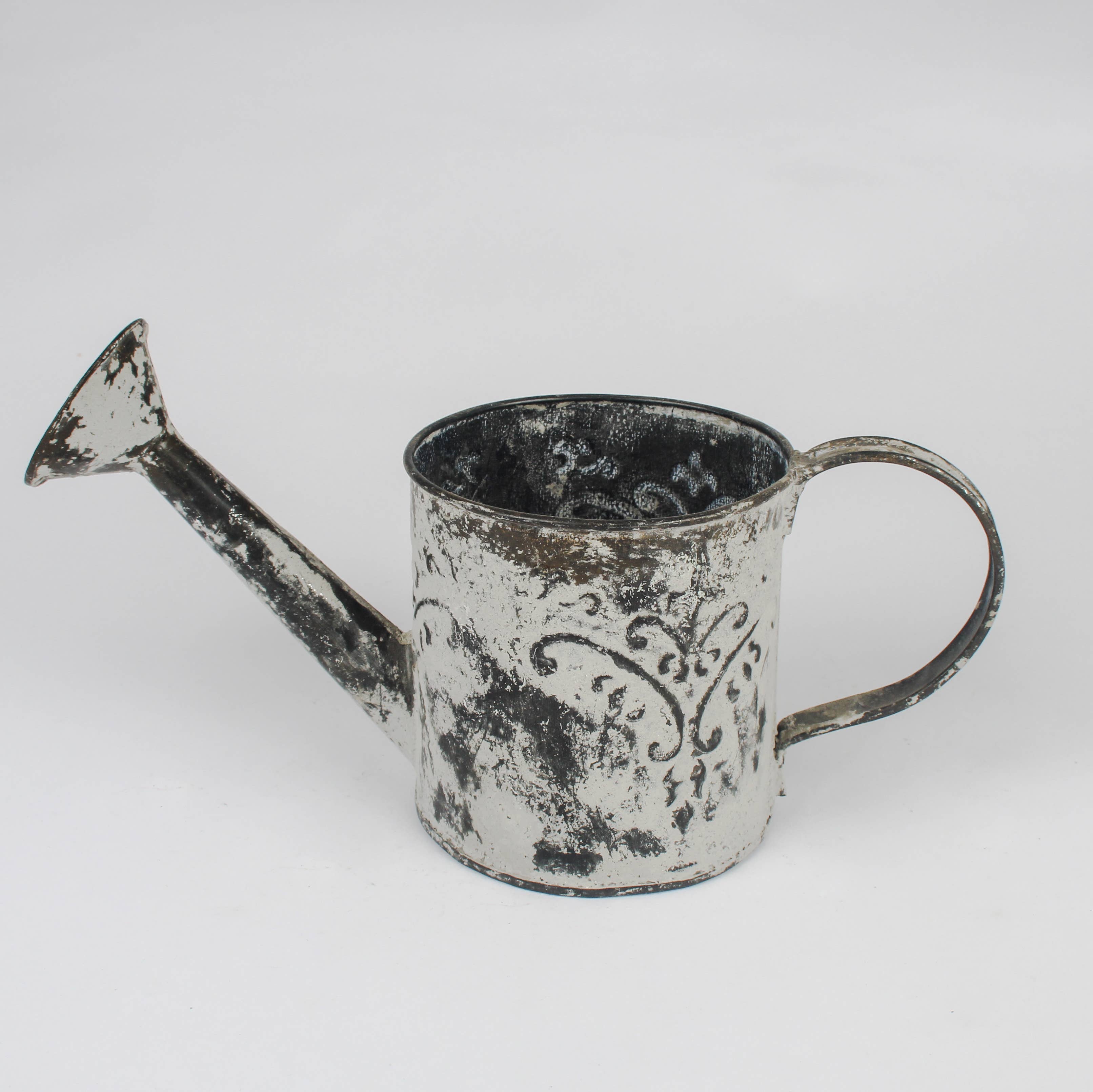 Originals International Ltd - Vendita all'ingrosso Annaffiatoi - Annaffiatoio Effetto Pietra Lavata Acanthus0