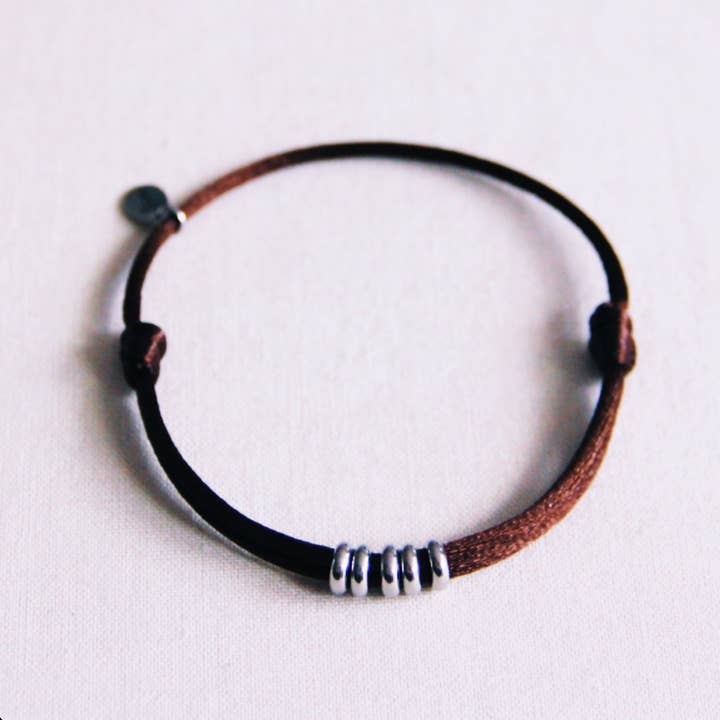 Satin bracelet with rings – dark brown/silver for wholesale by Bazou