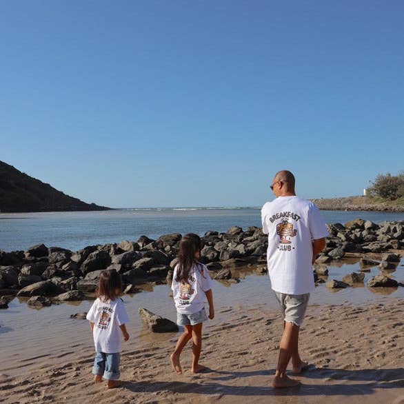 Vintage Rebels - Wholesale Screen printed t-shirt – Women′s - BREAKFAST CLUB GRAPHIC TEE1