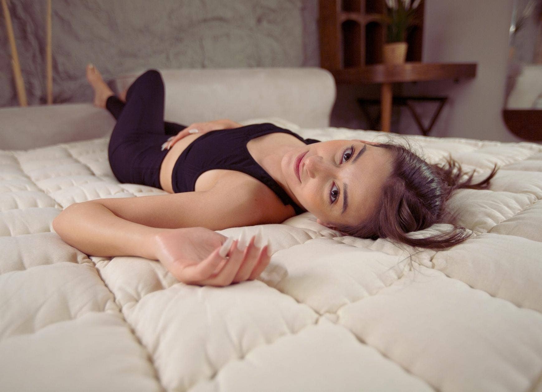 WowFuton - Venta al por mayor Cubrecolchones/protectores de colchones - Cubrecolchón de 5 cm (2") con topper de lana merino 100 % orgánica4