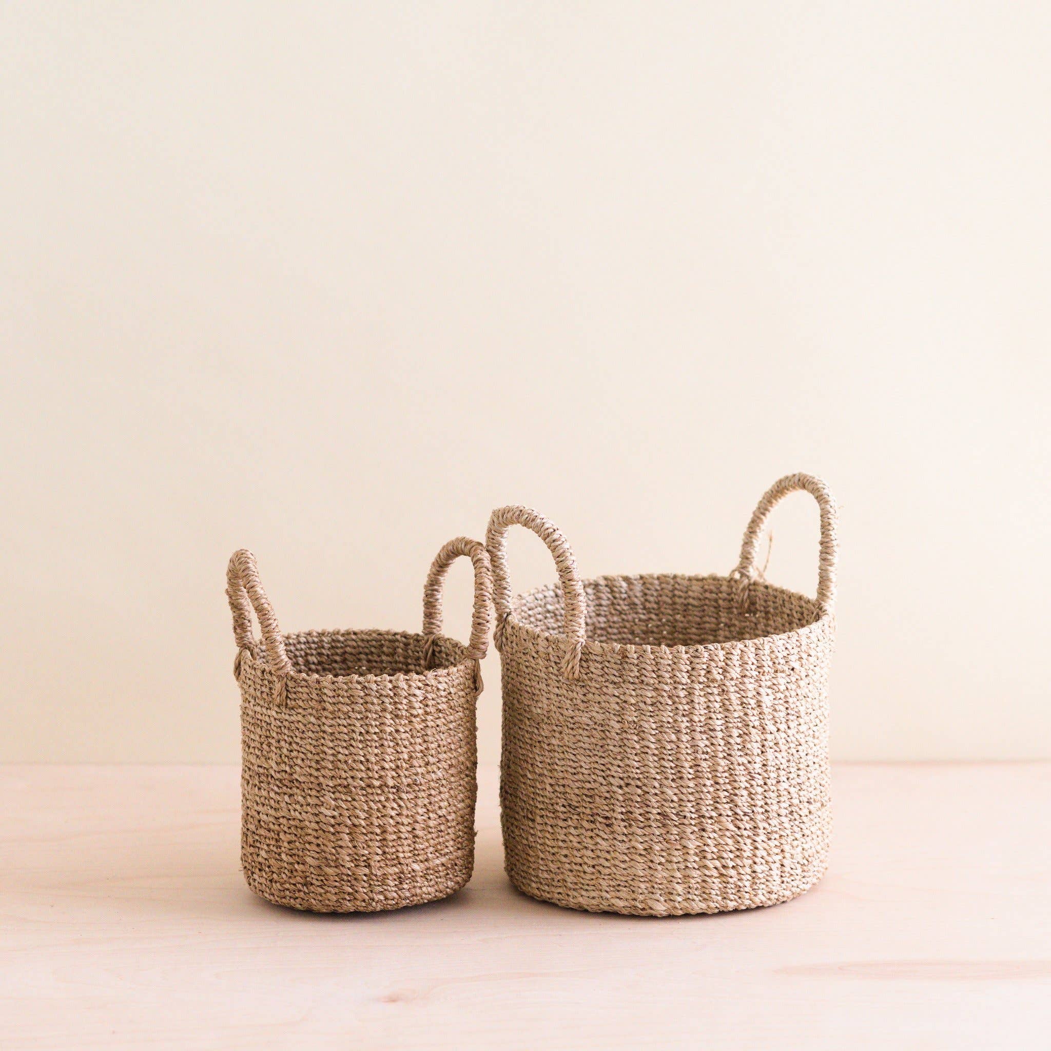 LIKHÂ - Wholesale Basket - Natural Tabletop Mini Basket with Handle Set of 2 - Weave Baskets | LIKHÂ3