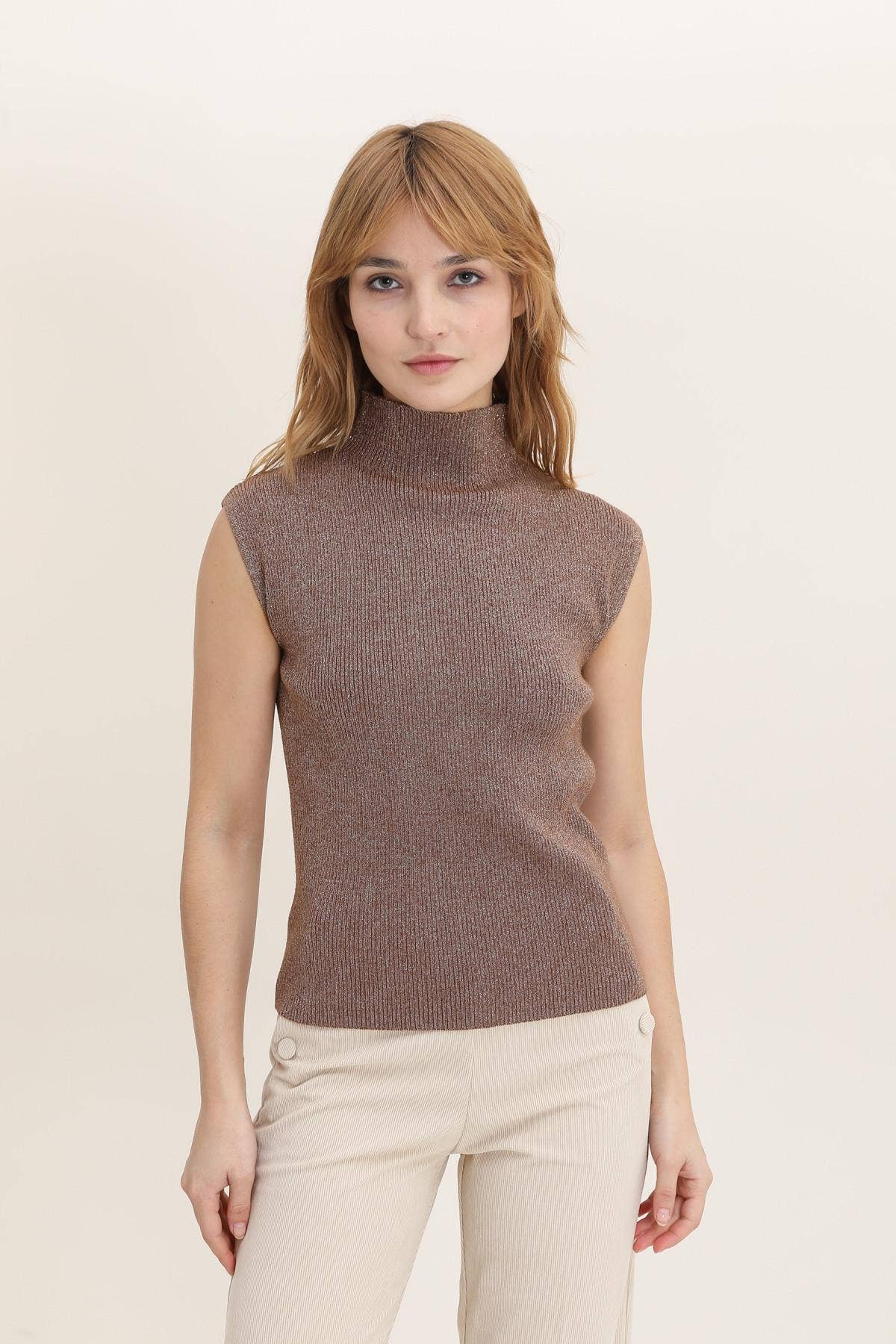 LULUMARY – wholesale Stickad topp - Dam – Lurexstickad top H684 med hög krage, 6-pack17