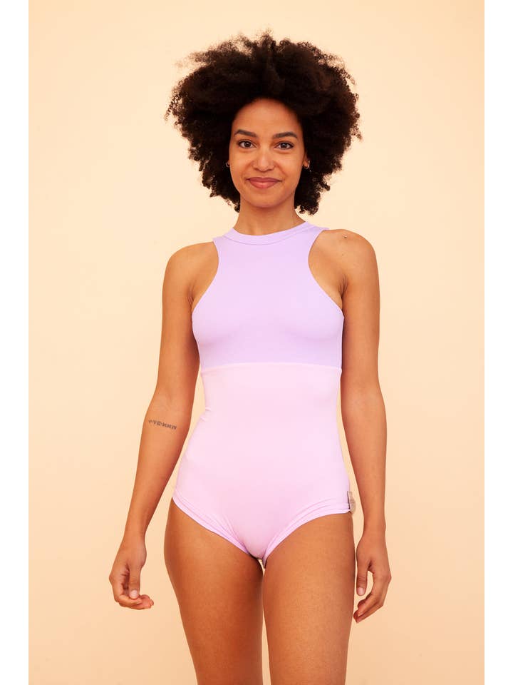 Adalù srl - Vente Maillot de bain une pièce – femme - American – Maillot de bain de surf une pièce sans manches15