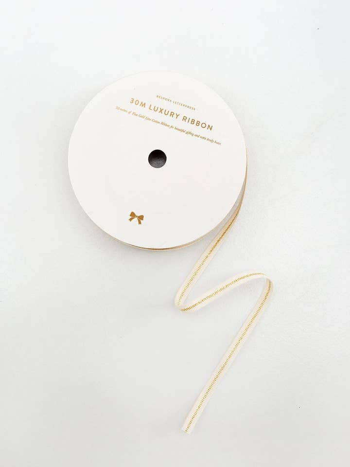 Goldlinie Feines Baumwollband 30 Meter für den Großhandel von Bespoke Letterpress