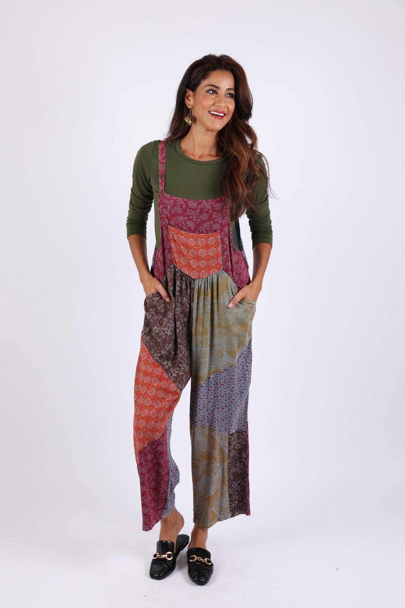 Sacred Threads – Großhandel Overall – Damen – Vintage Beeren Herbst Patchwork Latzhose5