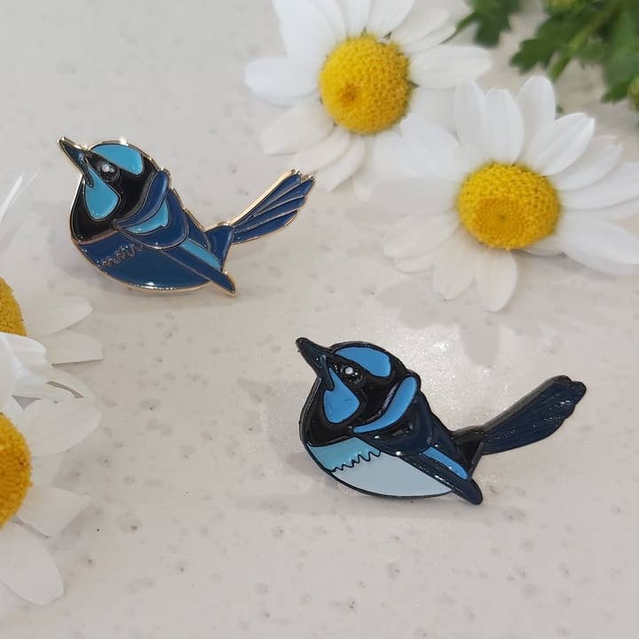 Patch Press - Wholesale Lapel pin/button - Fairy Wren Enamel Pin0