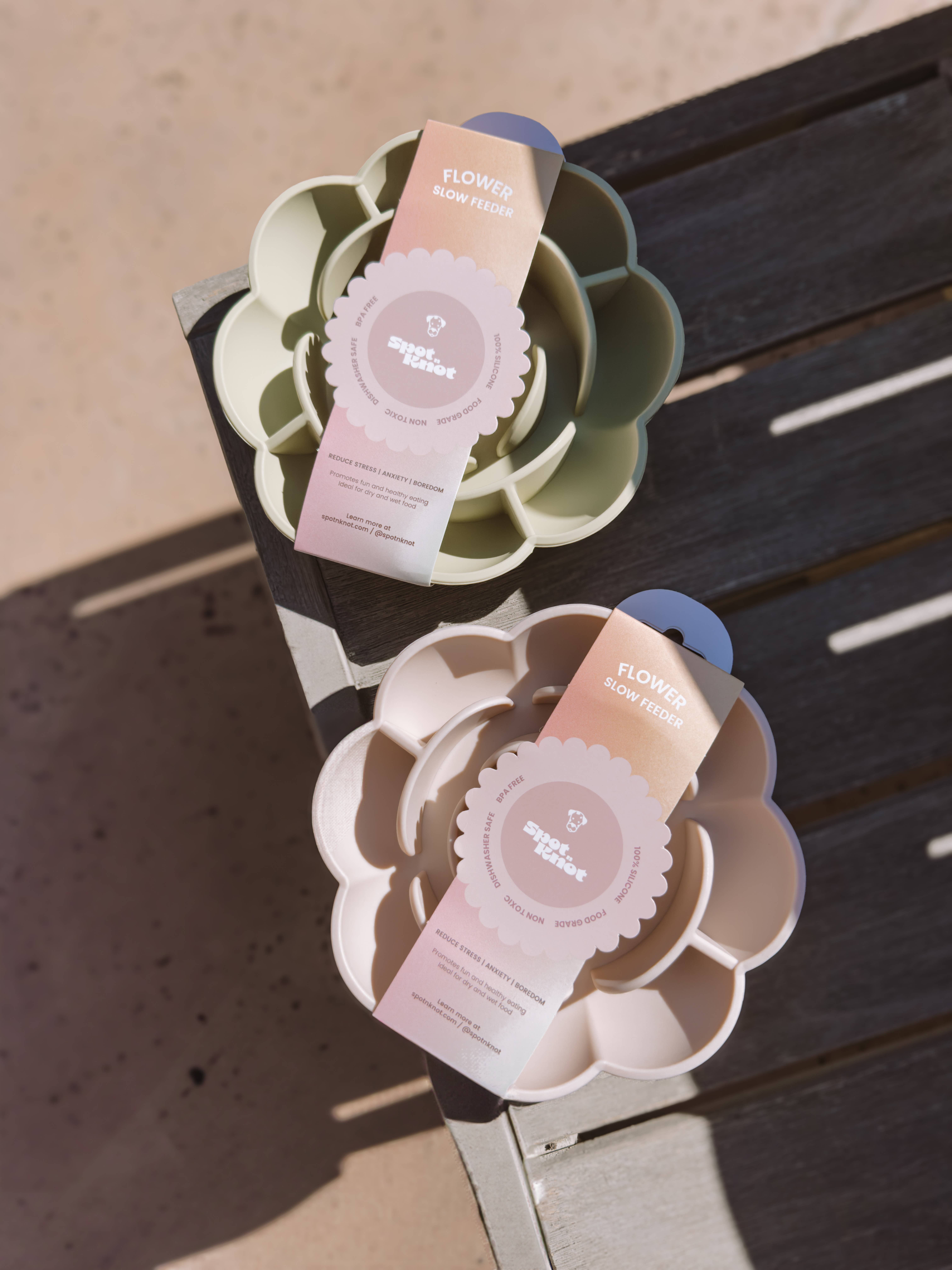 Spot N Knot - Wholesale Pet Bowl - Cat/Dog - Slow Feeder Bowl with Suction Cup Base Flower | Silicone8