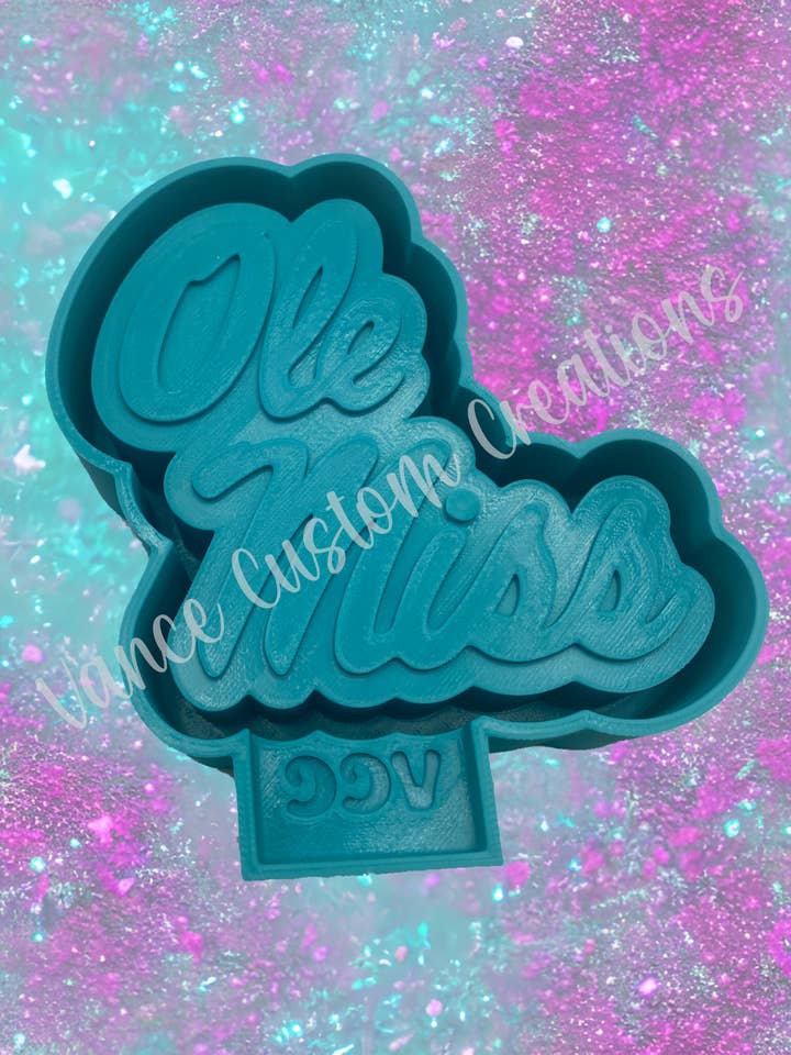 Oude juffrouw Freshie Mold voor wholesale door Vance Custom Creations