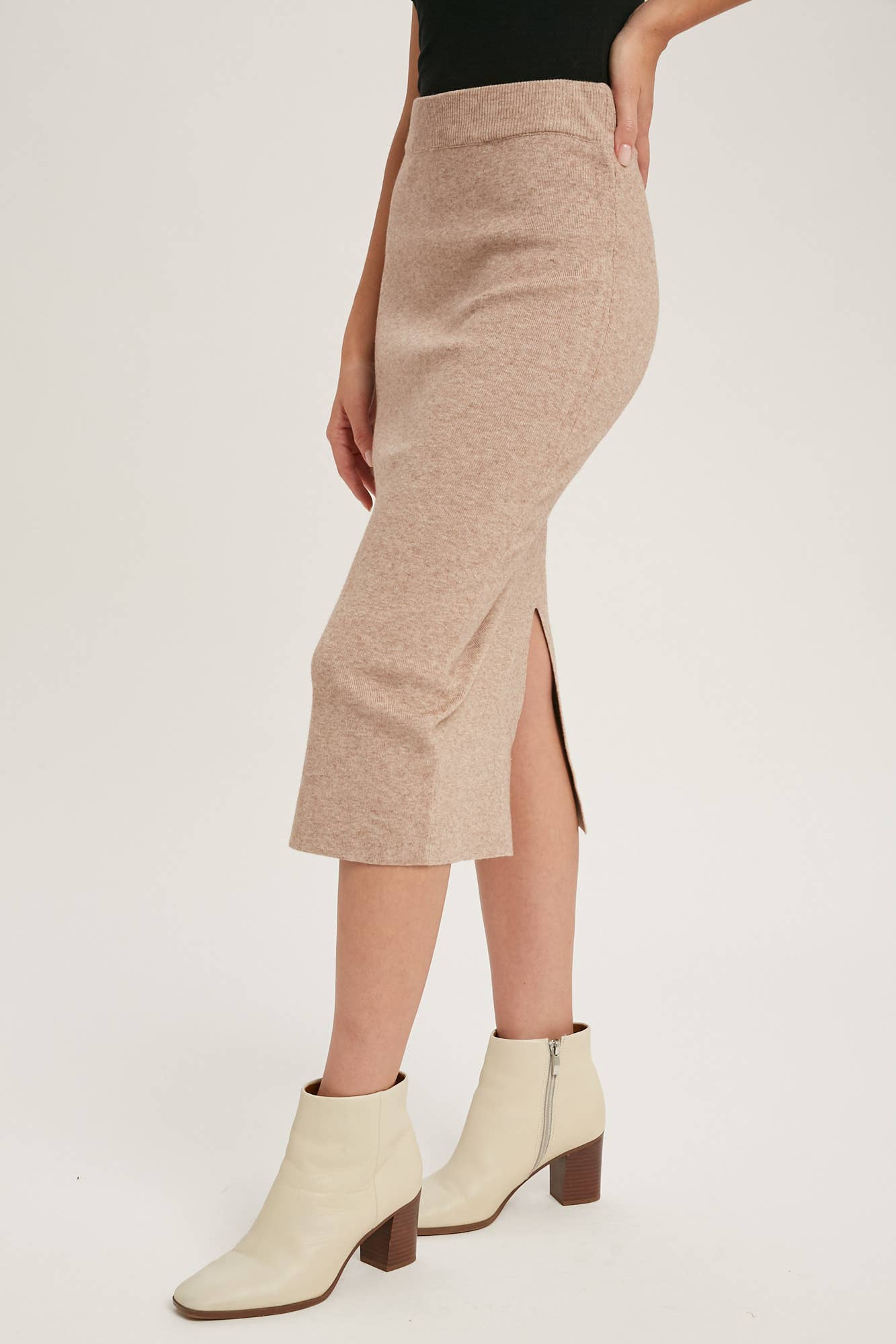 Bluivy - Wholesale Skirt - Women's - H LINE MIDI SWEATER SKIRT31