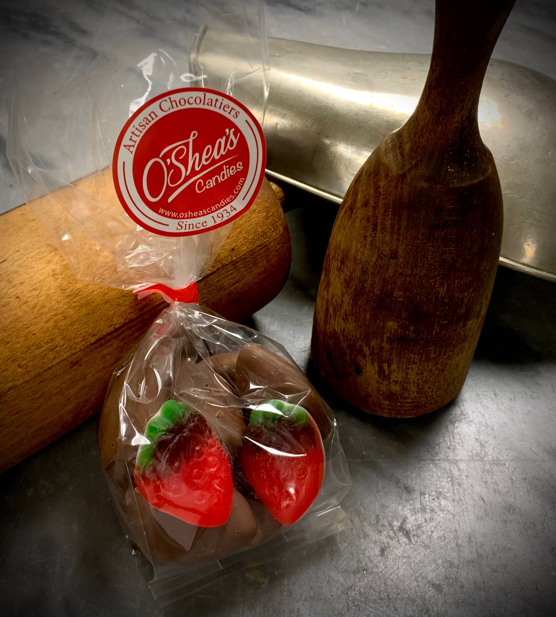 O'Shea's Candies Sweet Shop - Wholesale Chocolate Covered Sweets - Gourmet O'Strawberries Snack Pack Milk Chocolate2