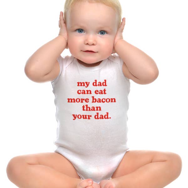 Wry Baby – Engroshandel Bodysuit - Baby – Min far kan spise mere bacon end din | Sjovt babytøj4
