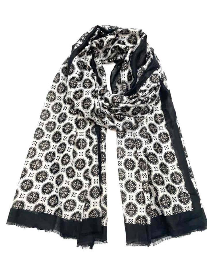 foulard fini XT-1 (Copia) per la vendita all'ingrosso da parte di LINETA